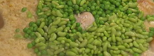 весенняя паэлья с курицей и молодыми овощами. Шаг 6