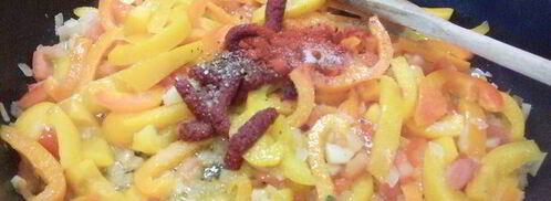 летнее овощное рагу с фасолью и лососем. Шаг 2