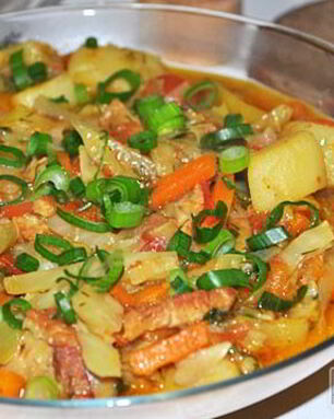 Овощное рагу с капустой