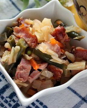 Овощное рагу в горшочках в духовке