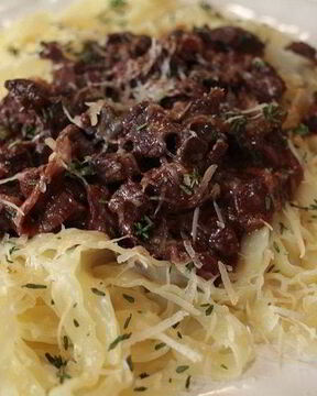 Паста с рагу из дичи