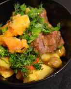 Рагу из говядины с тыквой и оливками