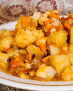 Рагу из цветной капусты и кабачков