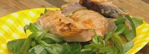 маринованная семга на гриле с хлебом и салатом. Шаг 11