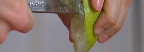 маринованная семга на гриле с хлебом и салатом. Шаг 5