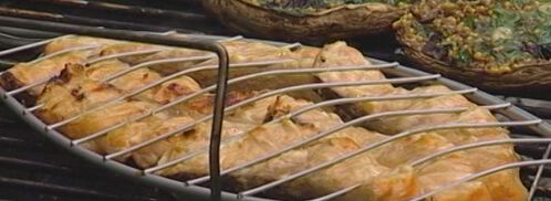 маринованная семга на гриле с хлебом и салатом. Шаг 8