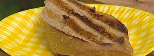 маринованная семга на гриле с хлебом и салатом. Шаг 9