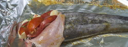 рыба, запеченная с помидорами и розмарином. Шаг 3