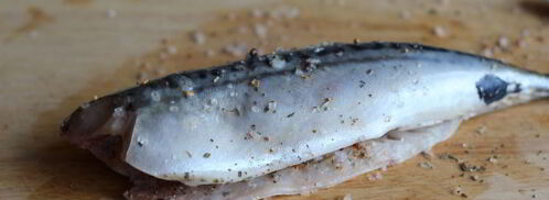 скумбрия под пикантным соусом. Шаг 3