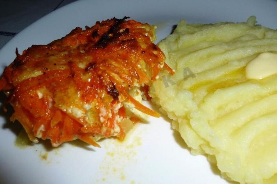 Рецепт трески с морковью и лукома в духовке