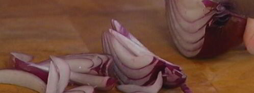 тушеный палтус с перцем и зеленью. Шаг 6