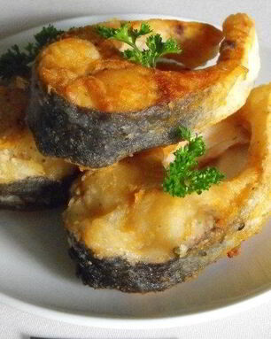 Жареная красная рыба