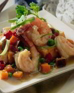 Жаренные креветки с тофу