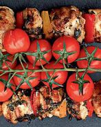 Шашлычки из цесарки с помидорами черри и сладким перцем