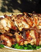 Шашлык из кролика с салом