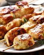 Шашлык из курицы на кефире со специями