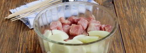 шашлык из свинины на шпажках в духовке. Шаг 4