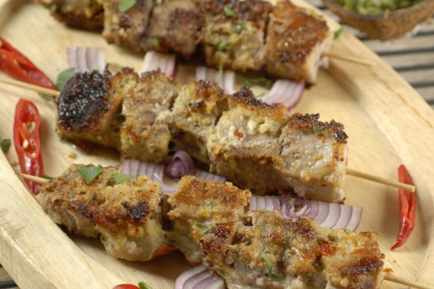 Рецепт свиные шашлыки в кокосовой стружке