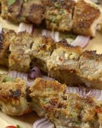 Свиные шашлыки в кокосовой стружке