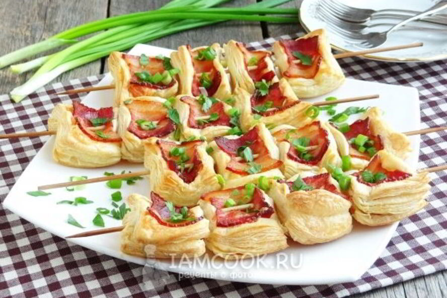 Рецепт закуска из слоеного теста шашлык