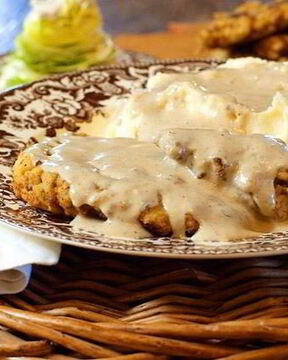 Куриный стейк с соусом