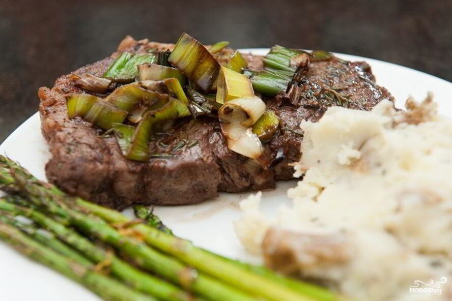 Рецепт стейк из говядины на сковороде