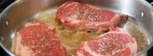 стейк из говядины на сковороде. Шаг 5