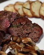 Стейк из говядины в аэрогриле