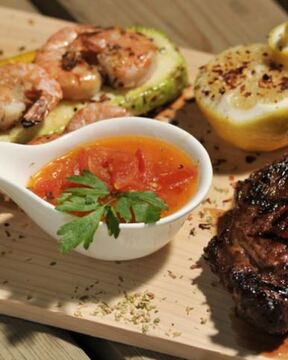 Стейк с сэндвичем из кабачка