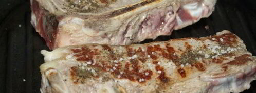 стейки из говядины на косточке со сливочным маслом. Шаг 3