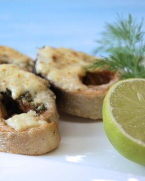 Запеченные стейки горбуши