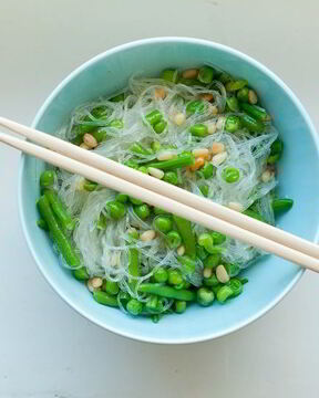 Стеклянная лапша с овощами