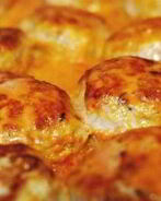 Куриные тефтели под соусом