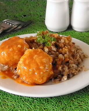 Куриные тефтели с подливкой