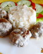 Мясные тефтельки с соусом