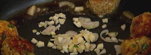 мясные тефтельки в томатном соусе. Шаг 10