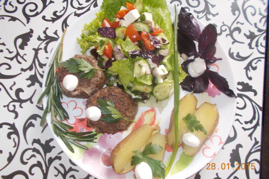 Рецепт тефтели из красного риса, запеченные в духовке