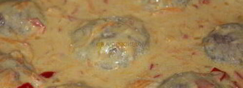 тефтели под сметанным соусом в духовке. Шаг 8