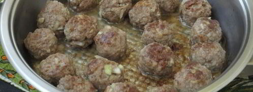 тефтели с кабачками в сковороде. Шаг 7