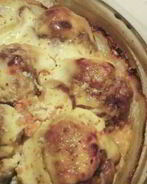 Тефтели с подливкой из сметаны