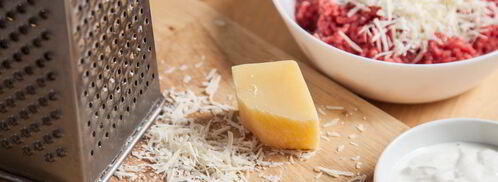 тефтели с сыром в сливочно-томатном соусе. Шаг 2