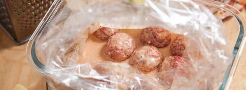 тефтели с сыром в сливочно-томатном соусе. Шаг 7