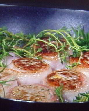 Тефтели в беконе с начинкой из моцареллы