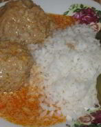 Тефтели в кастрюле