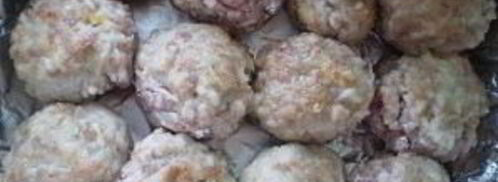 тефтели, запеченные в духовке в сметанном соусе. Шаг 7