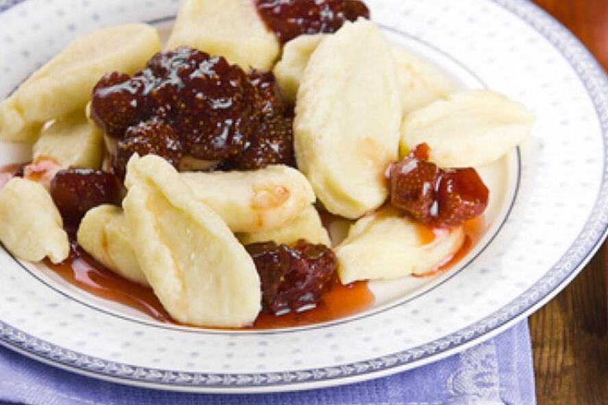 Рецепт ленивые вареники с клубничным вареньем