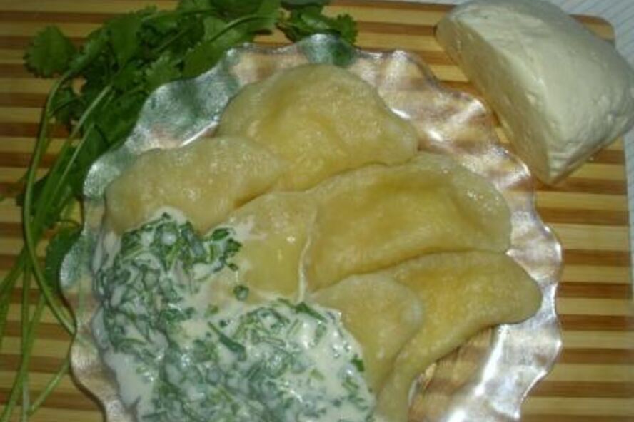Рецепт вареники с брынзой и супер-соус