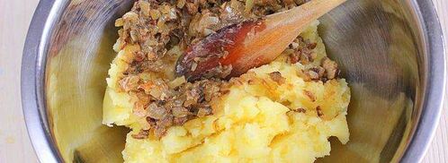 вареники с картошкой и сушеными грибами. Шаг 3