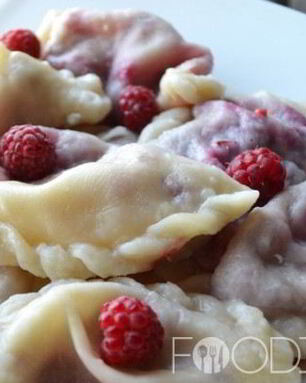 Вареники с малиной