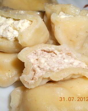 Вареники с творожно-ореховой начинкой